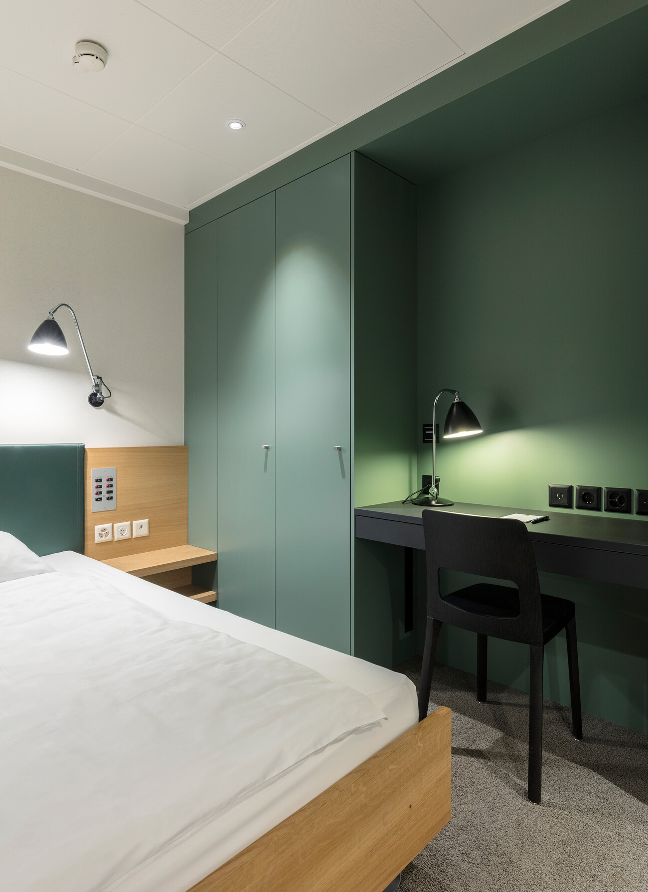 Hotel, Zurich